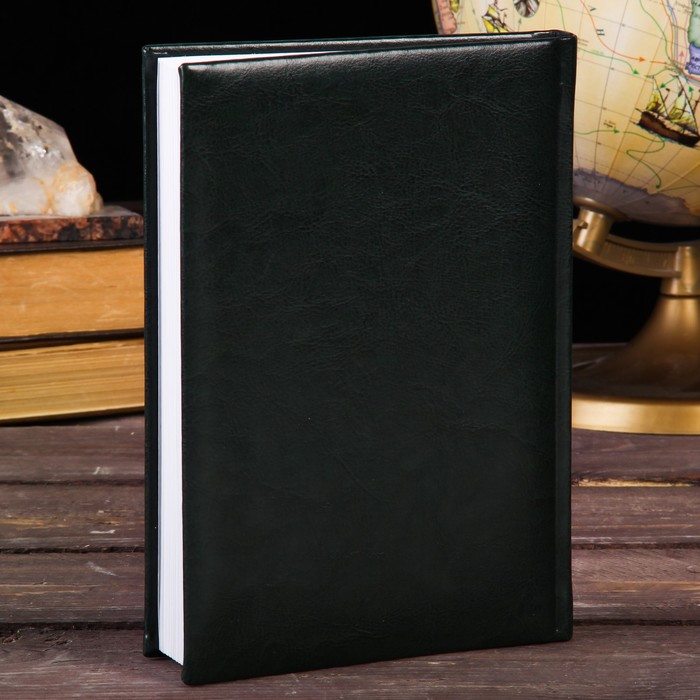 Ежедневник с металлическим элементом "Законы власти и успеха", 160 листов, экокожа