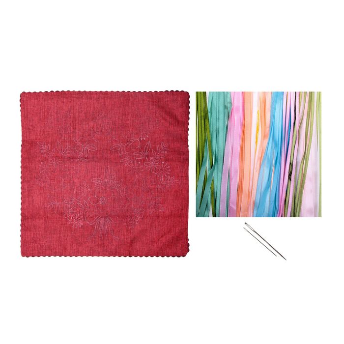 Вышивка лентами - наволочка "Цветы и бабочки" размер 43*43 см