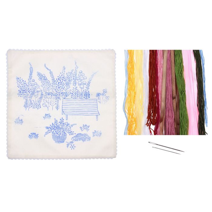 Вышивка лентами - наволочка "Цветочный пейзаж" размер 43*43 см