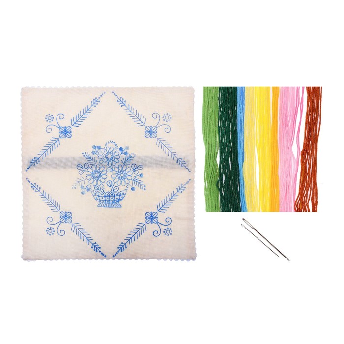 Вышивка гладью - наволочка "Цветочки в корзинке с окантовкой" размер 43*43 см