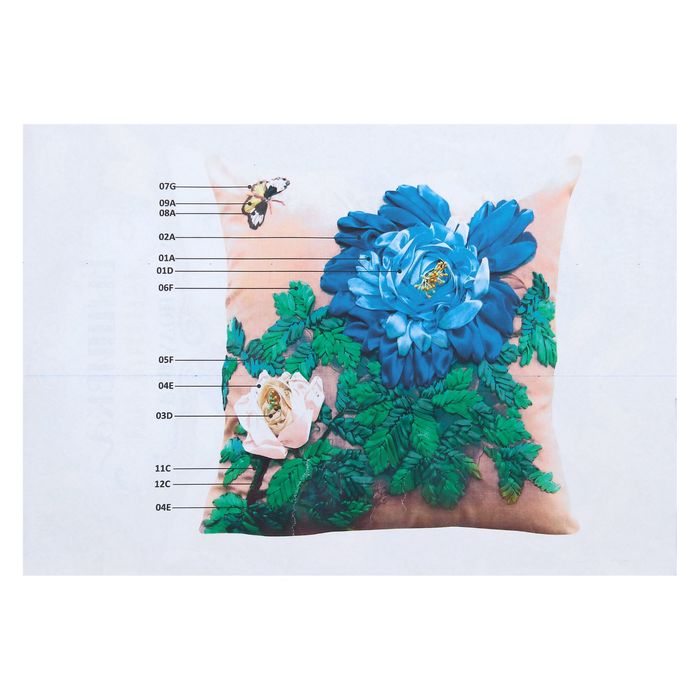 Вышивка лентами - наволочка "Голубой цветок" размер 43*43 см