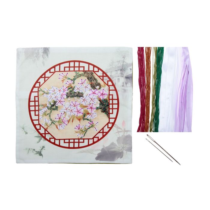 Вышивка лентами - наволочка "Сирень" размер 43*43 см