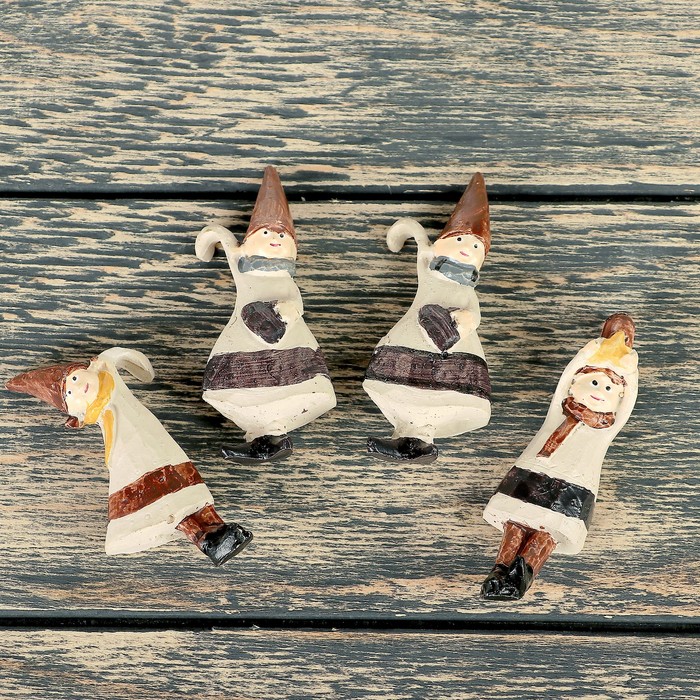 Декор для цветочных горшков "Девочка" 3*3*8 см