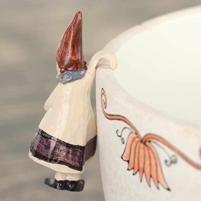 Декор для цветочных горшков "Девочка" 3*3*8 см