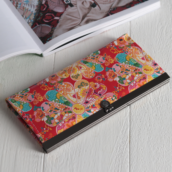 Кошелёк женский на застёжке, 5 отделов, цвет красный