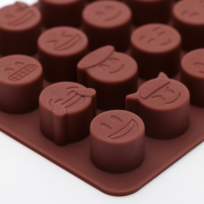 Форма для льда и шоколада "Эмоции", 28 ячеек