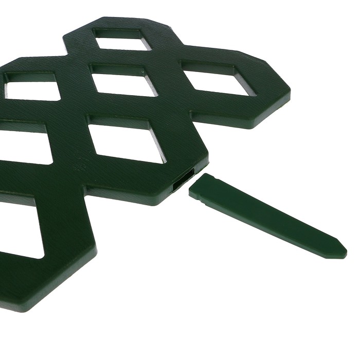 Ограждение декоративное, 31 х 240 см, 4 секции, пластик, зелёное, «Фантазия»