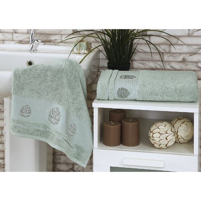 Комплект полотенец KARNA DEVON, размер 50x90-1 шт., 70х140-1 шт., махра 380 г/м2, цвет зелёный 179