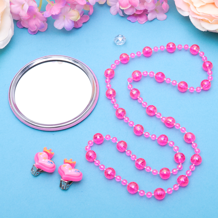 Набор детский "Выбражулька" 3 предмета: клипсы, бусы, зеркало МИКС, сердечки, цвет малиновый