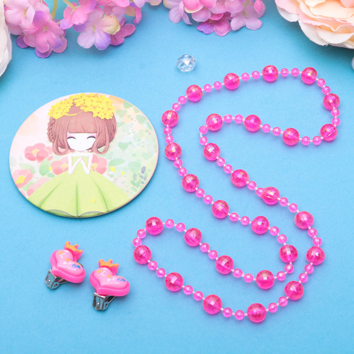 Набор детский "Выбражулька" 3 предмета: клипсы, бусы, зеркало МИКС, сердечки, цвет малиновый