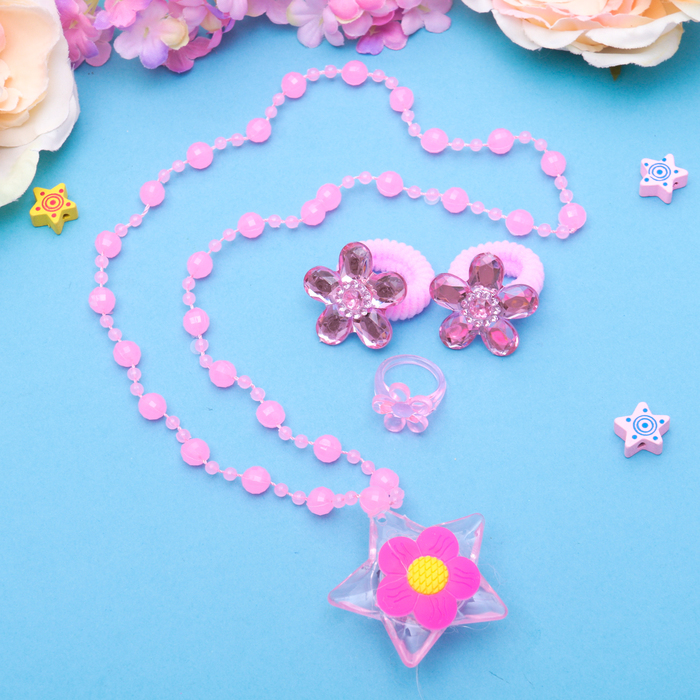 Набор детский "Выбражулька" 4 предмета: 2 резинки, кулон светящийся МИКС, кольцо, цветочки, цвет МИКС