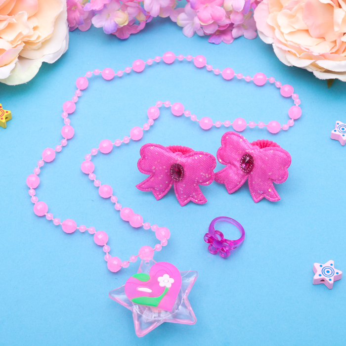 Набор детский "Выбражулька" 4 предмета: 2 резинки, кулон светящийся МИКС, кольцо, бантики, цвет МИКС