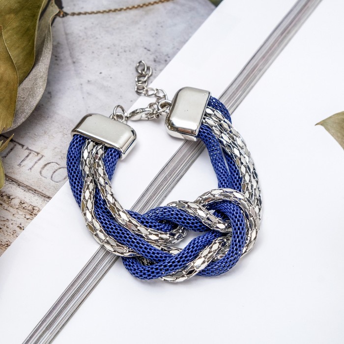 Браслет металл "Жгут" 4 нити, узел, цвет синий в серебре