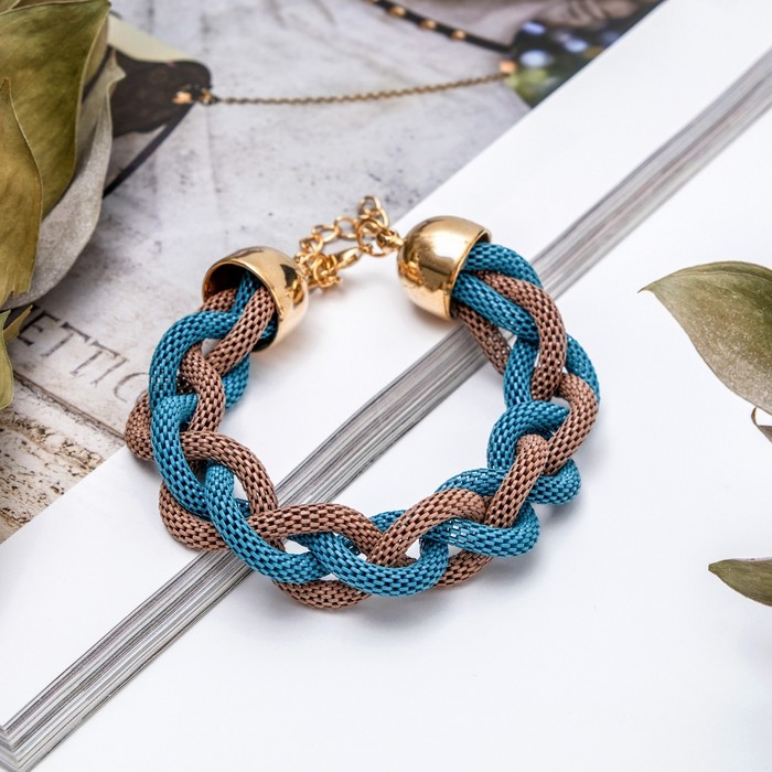 Браслет металл "Жгут" косичка, цвет бежево-голубой в золоте