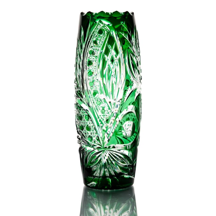 Ваза хрустальная "Очарование" зелёная
