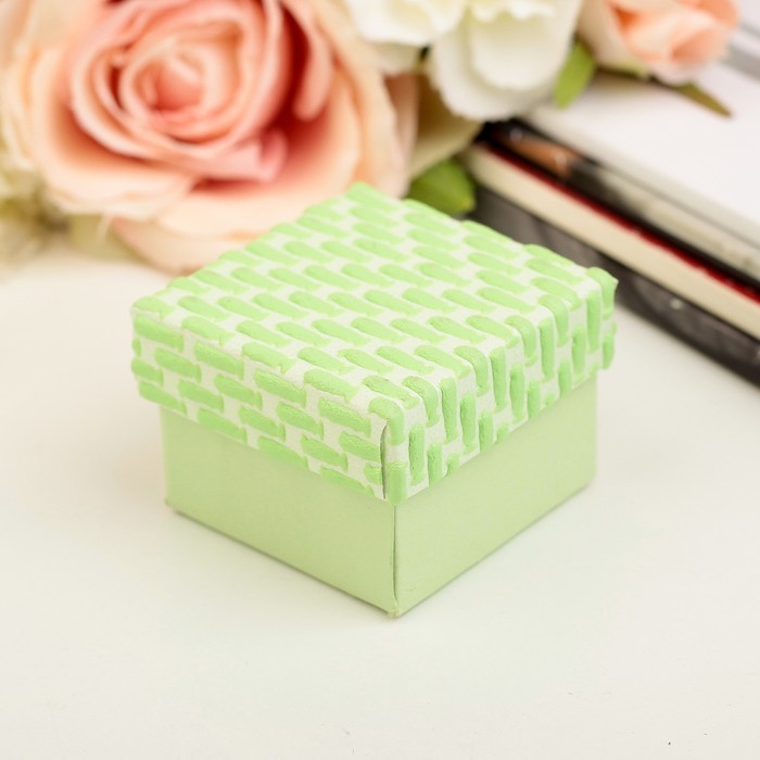 Коробка подарочная 5 х 5 х 4 см