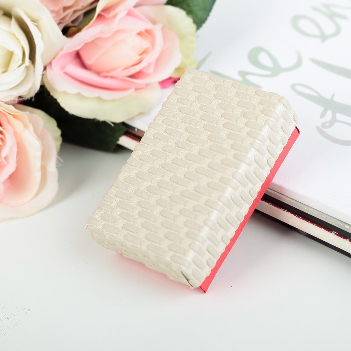 Коробка подарочная 8,5 х 5,5 х 3 см