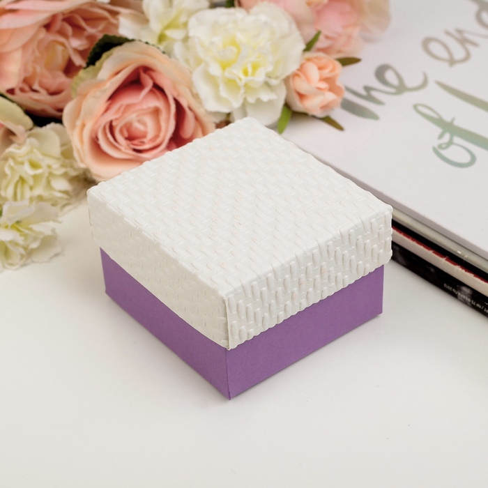 Коробка подарочная 9 х 9 х 5 см