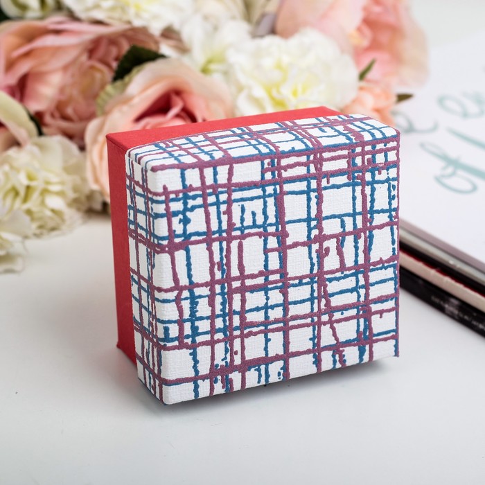 Коробка подарочная 9 х 9 х 5 см