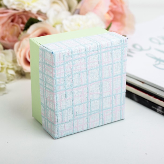 Коробка подарочная 9 х 9 х 5 см