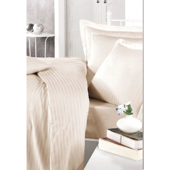 КПБ 1,5 сп, размер 180х240 см, 160х220 см, 50х70 см-2 шт, цвет капучино, страйп-сатин 125 гр/м2   22