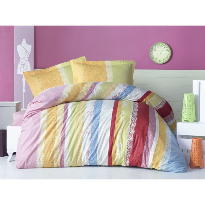 КПБ семейный POEM 1, размер 240х260 см, 160х220 см- 2 шт., 50х70 см-4 шт., ранфорс 115 гр/м2   22267