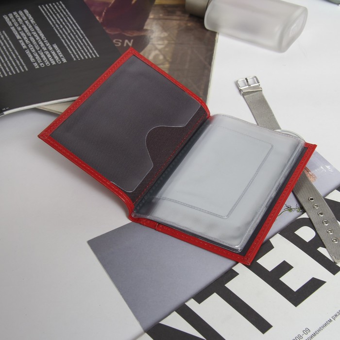 Обложка для автодокументов, отдел для паспорта, игуана, цвет алый матовый