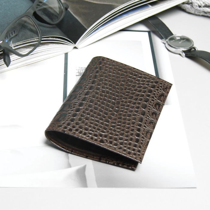 Обложка для паспорта, 5 карманов для карт, крокодил, цвет коричневый