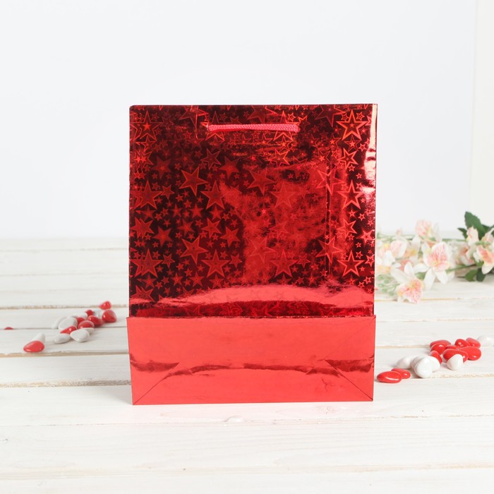 Пакет голографический, красный, рисунок МИКС, 18 х 10 х 23 см