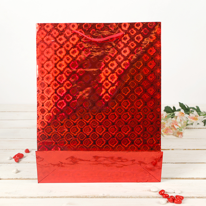 Пакет голографический, красный, рисунок МИКС, 28 х 10 х 38 см