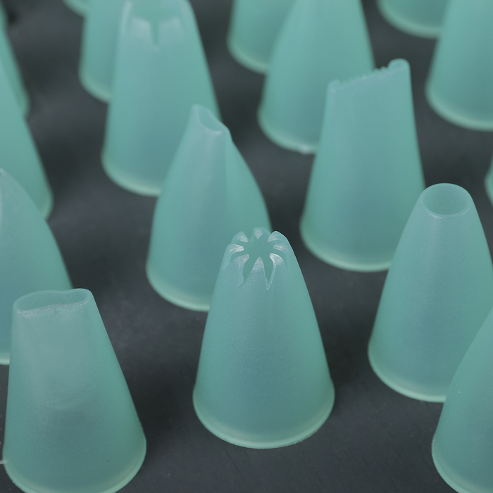 Набор кондитерских насадок в кейсе с адаптером 54 шт d 2 см