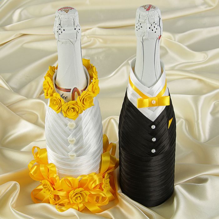 Украшения на шампанское "Элит-тубы" жёлтое платье