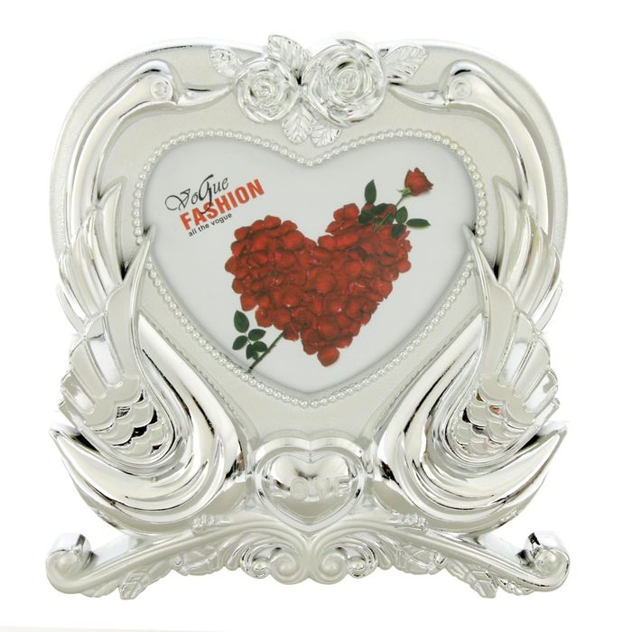 Фоторамка пластик 7х8 см "Лебеди у сердца" белая с серебром 14х13,5х2 см