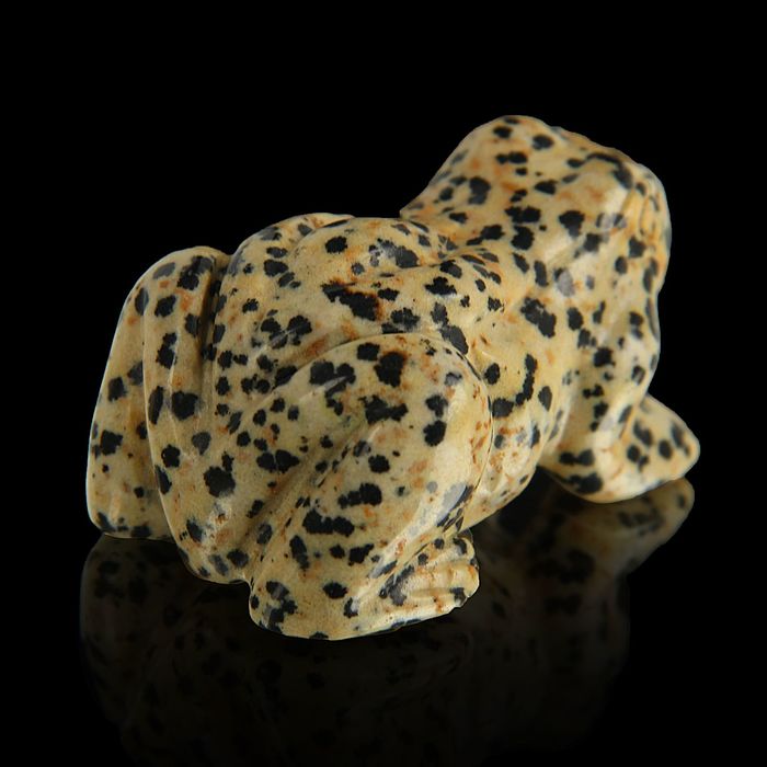 Фигурка лягушки от 49х30мм/48г, яшма перепилиная