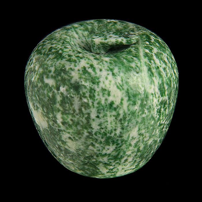 Яблоко от 52мм/220г, жадеит