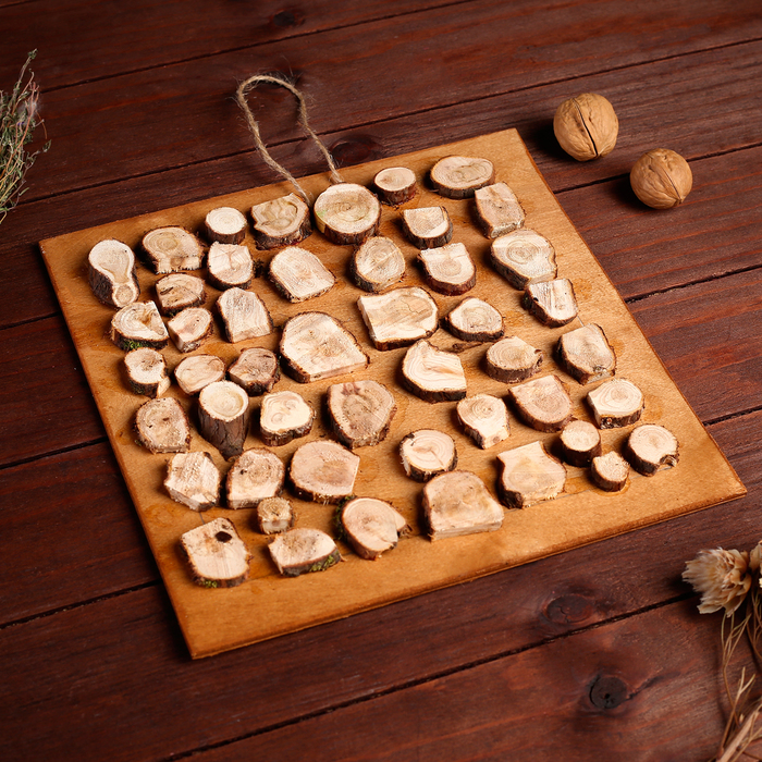 Панно можжевеловое 25х25см