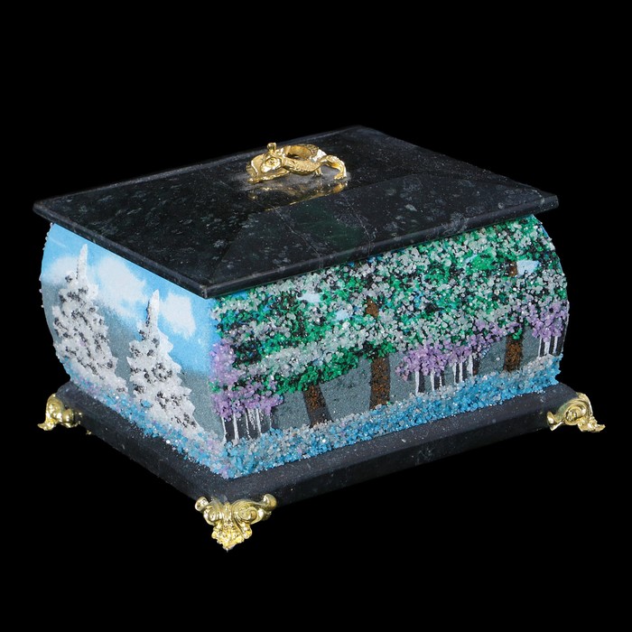 Шкатулка "Зима" с рисунком и ящеркой