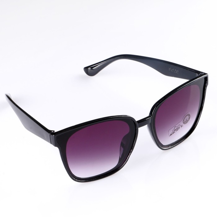 Очки солнцезащитные Wayfarer, оправа чёрная, вставка под золото на переносице, дужки синие