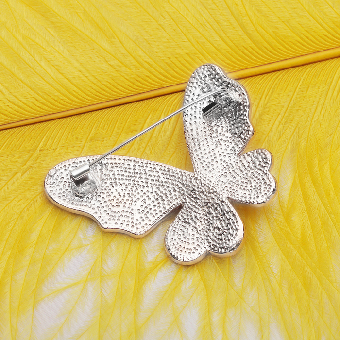 Брошь "Бабочка" рельеф, цвет розовый в серебре