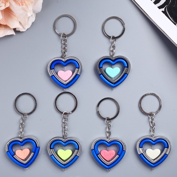 Брелок пластик "Сердечко тройное" МИКС 4,3х3,7 см