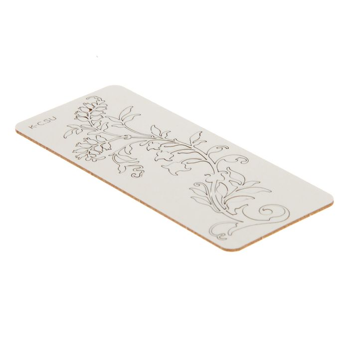 Чипборд картон "Завиток травяной с ягодами маленький" 4,7х12 см