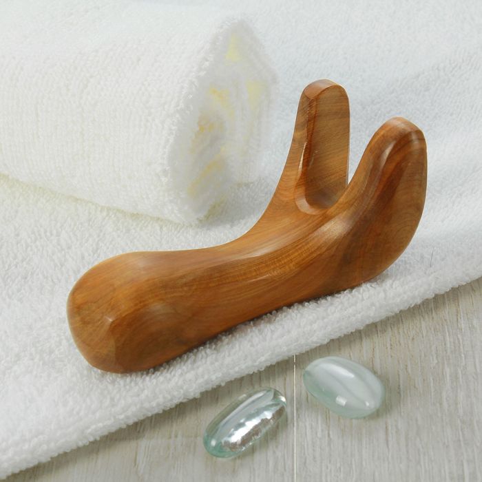 Массажёр для спины "Гуаша. Рогатка", деревянный