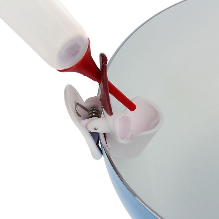 Шприц кондитерский 3 насадками 18х4,5см с и зажимом для хранения 2,5 см