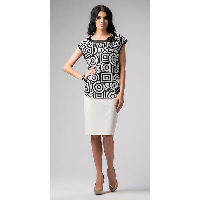 Блуза женская, размер 50, цвет чёрно-белый 220