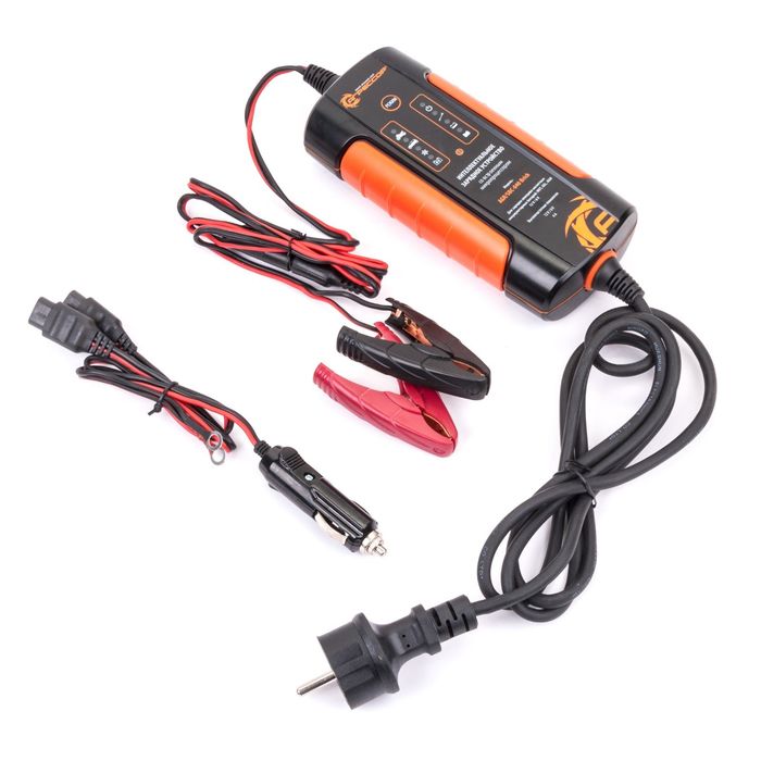 Цифровое зарядное устройство "Агрессор" AGR/SBC-040 Brick, 9 фаз зарядки, ток зарядки 4А, для 6V/12V АКБ (WET, AGM, GEL)