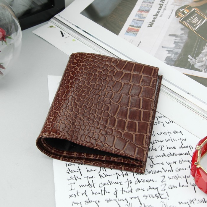 Обложка для автодокументов, отдел для паспорта, крокодил, цвет коричневый