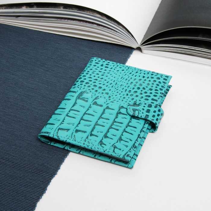 Обложка для автодокументов, с хлястиком, кайман/скат, цвет бирюзовый
