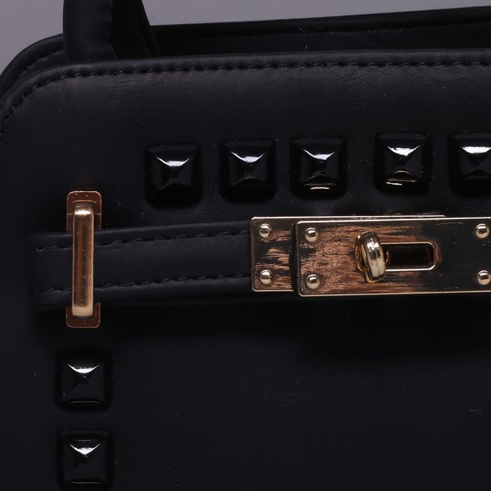 Сумка детская на молнии "Мишель", 1 отдел, длинный ремень, цвет чёрный