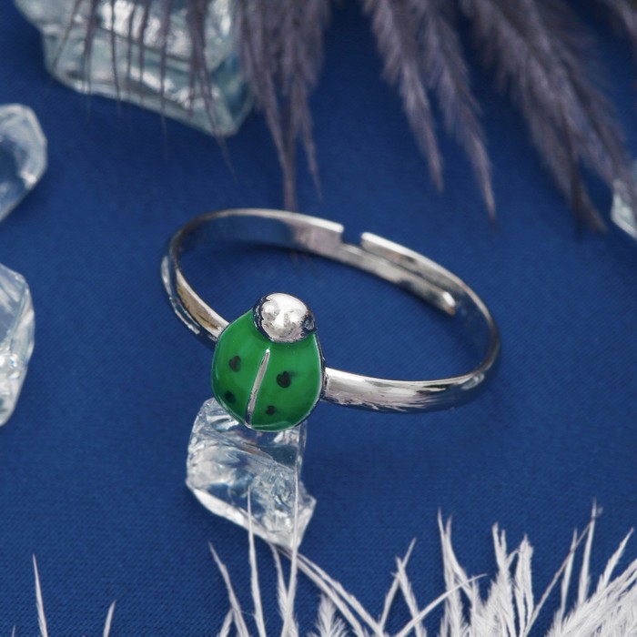 Кольцо "Божья коровка", цвет зеленый в серебре, безразмерное
