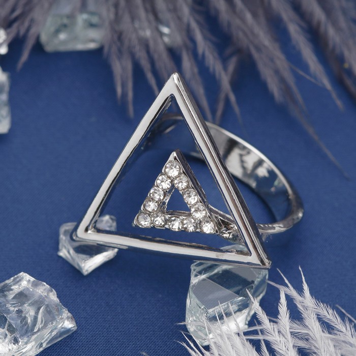 Кольцо "Геометрия" треугольники, цвет белый в серебре, размер 17